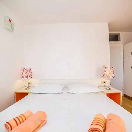 In With Sea View, Terrace, Air Conditioning, Wifi 3739-3 Bol